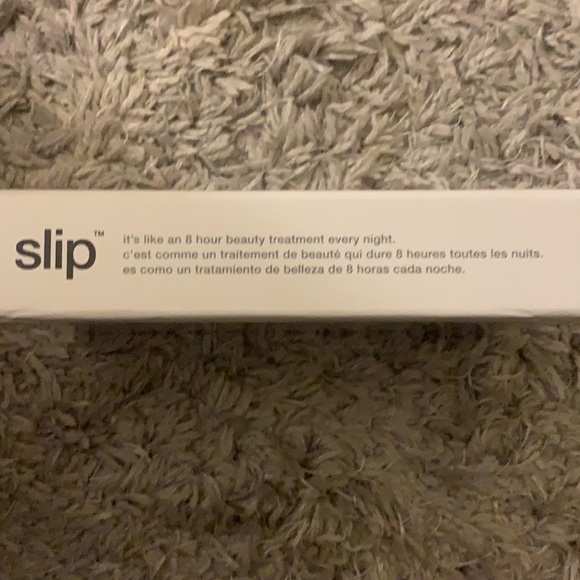 SLIP queen size pillow case in GREY - Picture 5 of 5